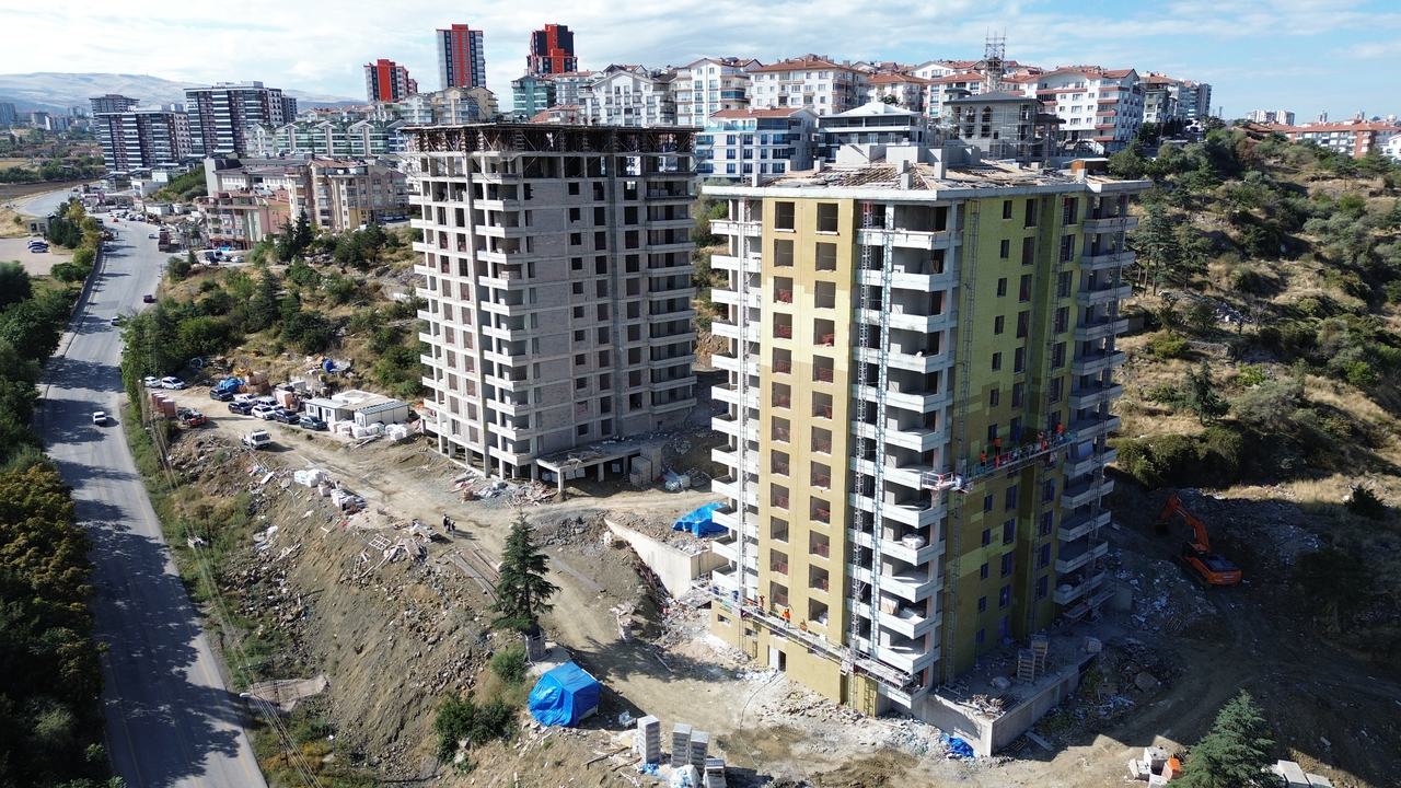 HYB Twin Line — yapım çalışmaları sürerken çekilmiş hava fotoğrafı, yoldan geniş açı