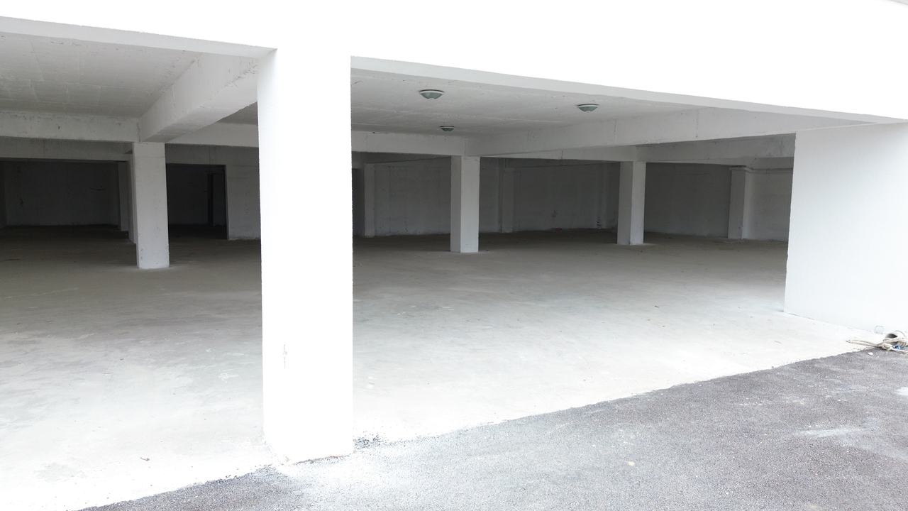 HYB Vadi Konutları — kapalı otoparkın içi