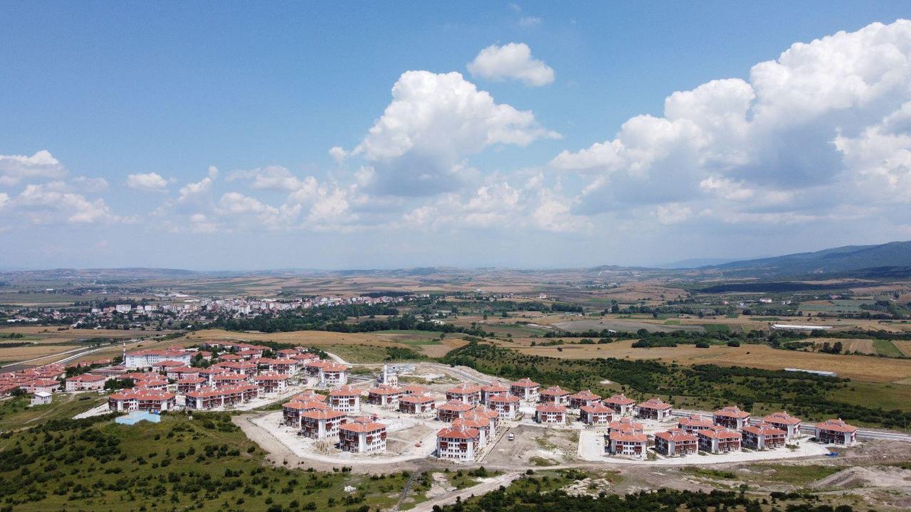 Balıkesir / Manyas TOKİ — Kızık Mah., Manyas / Balıkesir